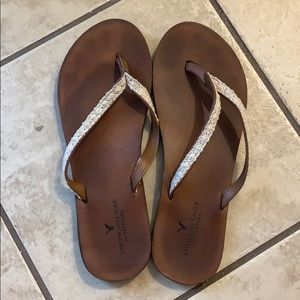 American Eagle flip flops